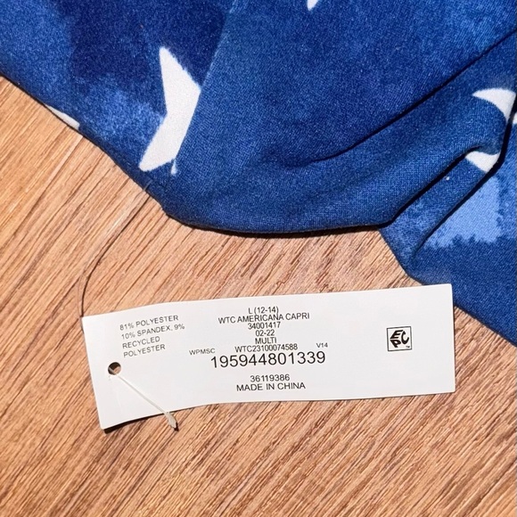 Patriotic American Flag Star Print Capri Leggings L (12-14) Youth NWT - Picture 6 of 6